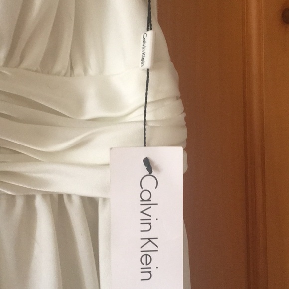 NWT - elegant wedding or prom dress - Picture 4 of 5